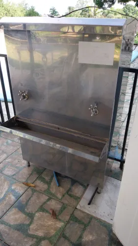 Bebedouro de ÁGUA Industrial 50 litros