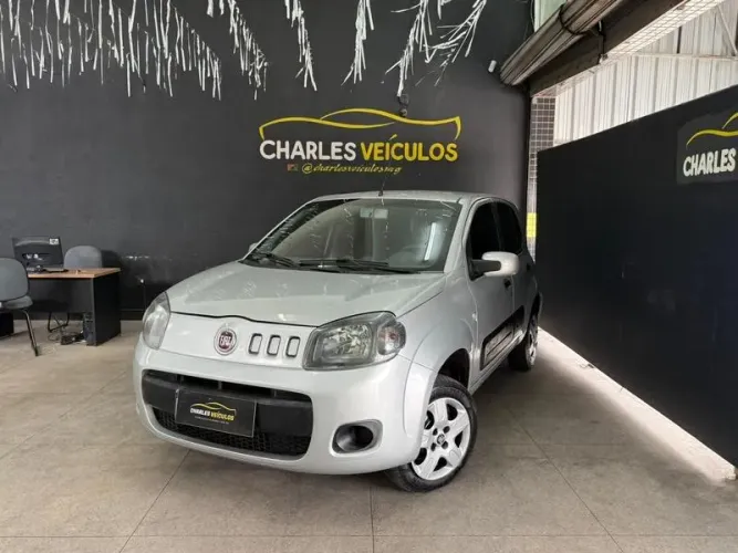 Fiat Uno Vivace Italia 1.0 EVO F. Flex 8V 5P 2012