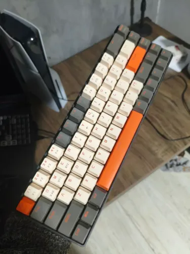 Teclado mecânico sem fio