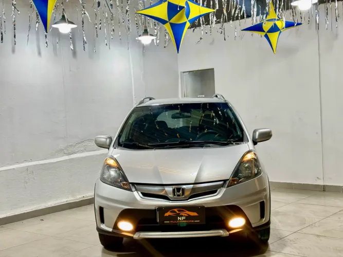 Honda Fit Twist 1.5 Flex 16V 5P Aut. 2014