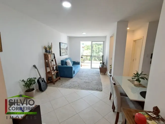 Apartamento com Vista para o Mar e a Natureza
