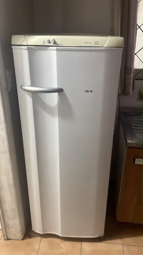 Geladeira Electrolux ótimo estado