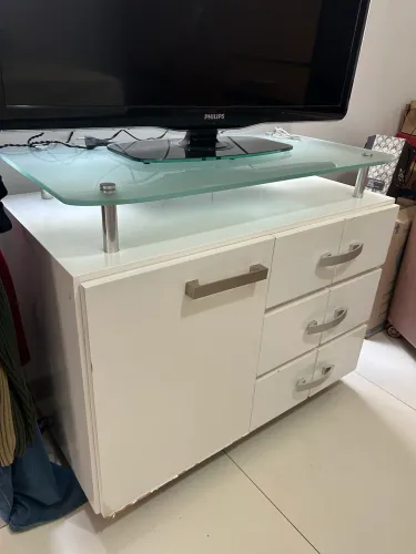 Cômoda branca para quarto