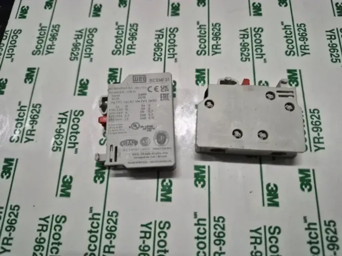 Bloco de Contato Auxiliar WEG BCXMF01 1NA+1NF 10A