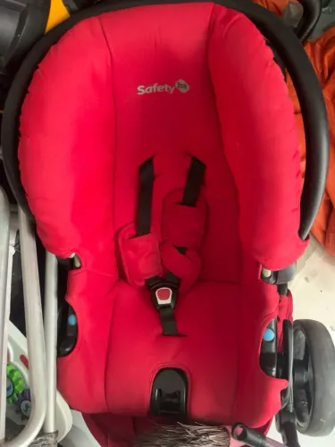 CARRINHO + bebê conforto