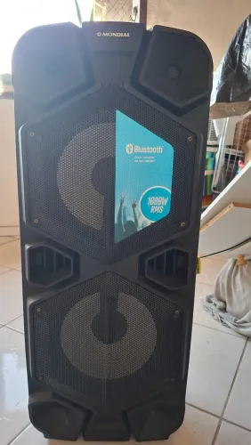 Caixa de Som Amplificada com entradas para 2 microfones, Guitarra, entrada saida de audio
