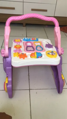 Andador de menina