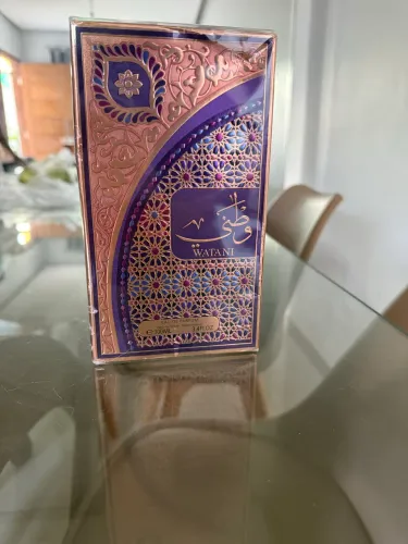 Perfume Árabe Watani, Original, LACRADO!! 100ml