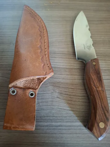 Faca Artesanal em Aço Carbono 52100 - Full Tang 5 mm - Peça Única