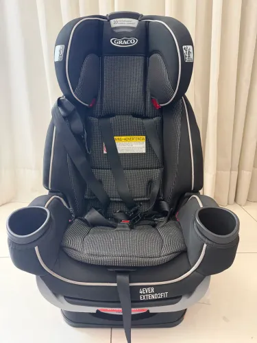 Cadeirinha de carro Graco 4ever extend2fit 