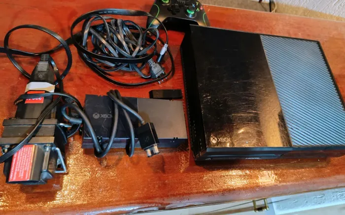 Vendo Xbox One 365 gigas