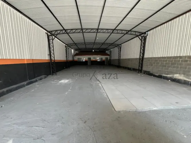 Oportunidade - Galpão Comercial - Vila Industrial - 300m².