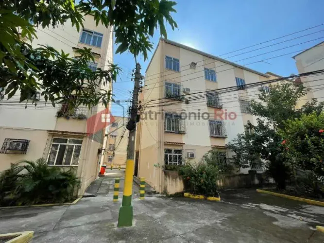 Apartamento 2 quartos - térreo em Irajá