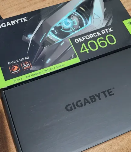 Placa de Video Gigabyte GeForce RTX 4060 Eagle OC, 8GB, GDDR6, 128-bit, GV-N4060EAGLE-OC-8