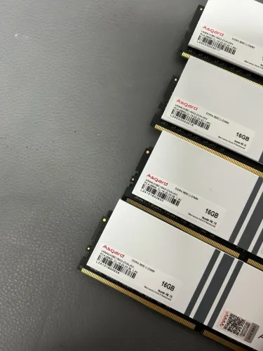 Memória Ram RBG asgard 3600mhz 16gb