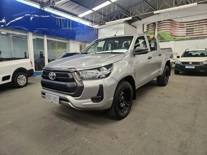 Toyota Hilux CD 4X4 2.8 Diesel Mec. 2024