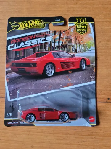 Hotwheels Premium Modern Classics Ferrari Testarossa