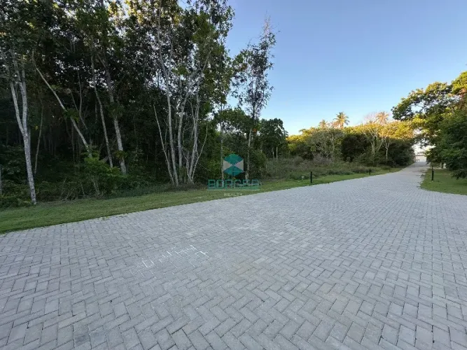 TERRENO EM CONDOMÍNIO RESIDENCIAL em MATA DE SÃO JOÃO - BA, PRAIA DO FORTE