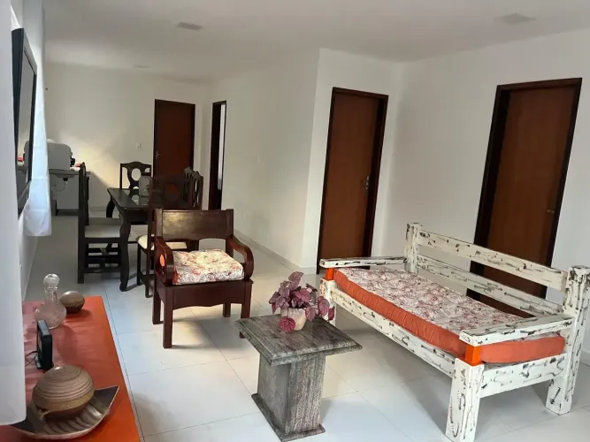 Vendo casa mobiliada Guarajuba
