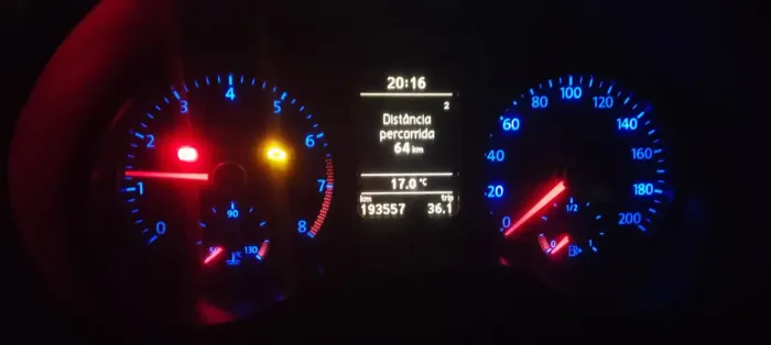 Volkswagen Fox 1.0 MI Total Flex 8V 5P 2011
