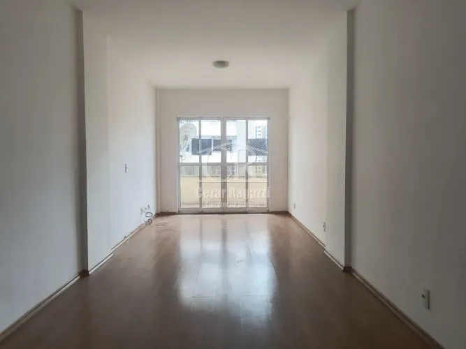 Apartamento com 2 quartos para venda no bairro São Mateus em Juiz de Fora, MG