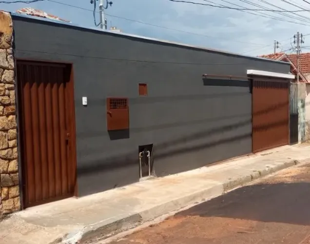? CASA PARA ALUGAR NO BAIRRO SÃO BENEDITO - UBERABA/MG