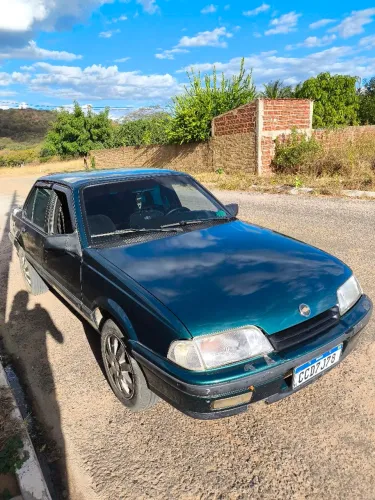 Chevrolet Monza GLS/ Hi-tech 2.0 EFI 2P E 4P 1996