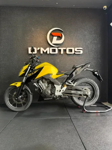 HONDA CB 300F ABS - 2024