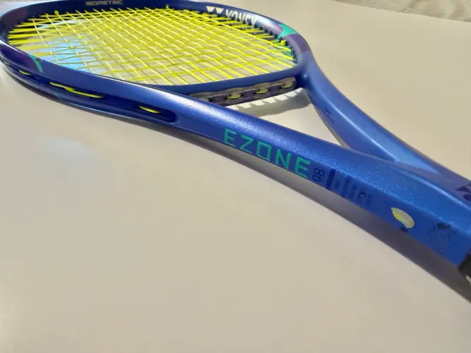 Yonex Ezone 98 305g L2 cordas polytour!