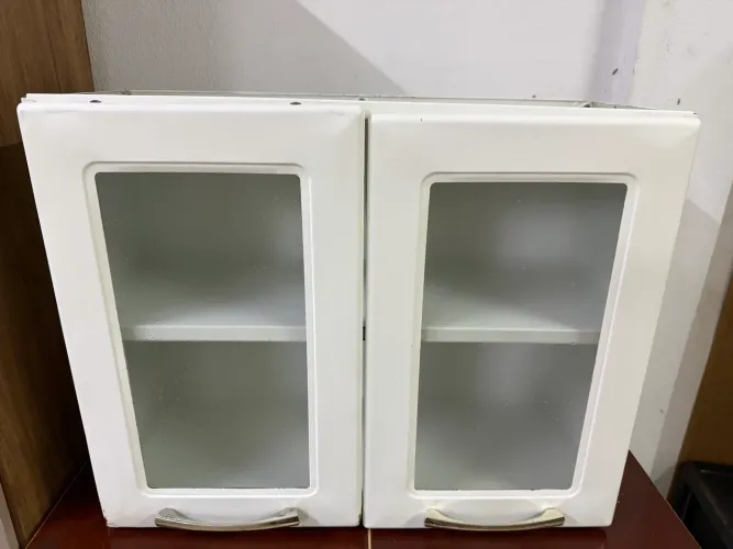 Armário de 2 portas parede aço