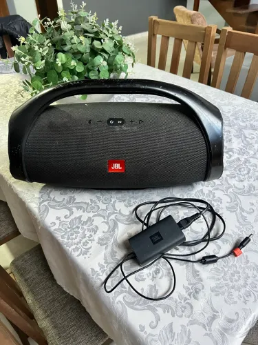 Jbl bombox 