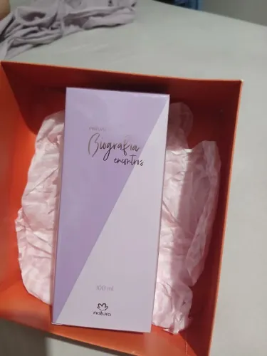 Perfume Biografia encontros / lacrado 50% desc. Feminino 