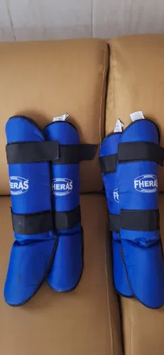 2 pares de caneleiras Fheras azul