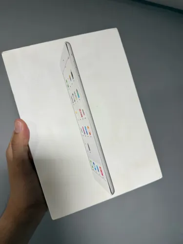 Caixa de iPad Air 1 16GB Wi-Fi + Cel