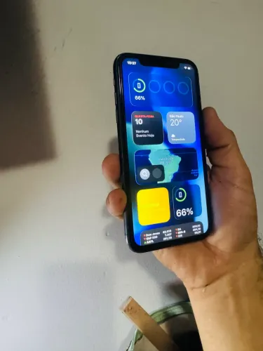 Vendo iPhone 11 64 gb entrego