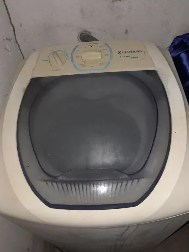 Vendo maquina de lavar com defeito nak esta centrifugando 