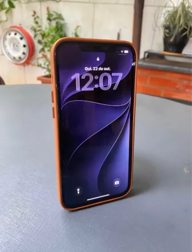 iPhone 12 