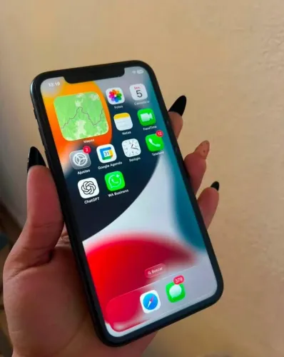 iPhone 11