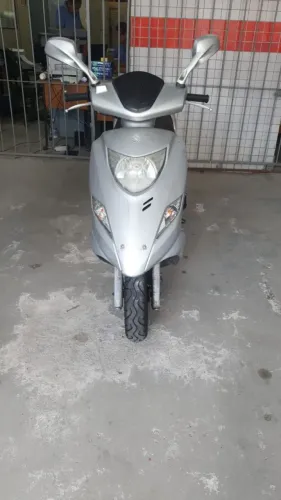 Burgman 2013 com defeito 