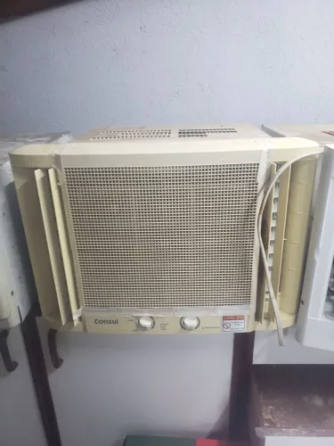 Ar condicionado consul 10000 gelando