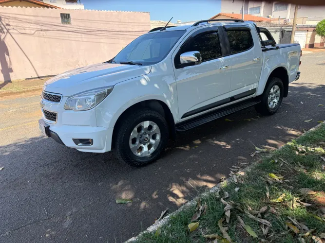 Chevrolet S10 Pick-up LTZ 2.5 Flex 4X4 CD 2015