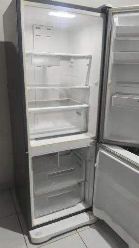 Vendo geladeira Eletrolux inversa 