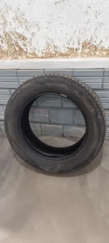 Pneu Pirelli 215/60 R17