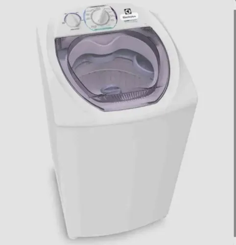 Vende se uma máquina de lavar roupa
