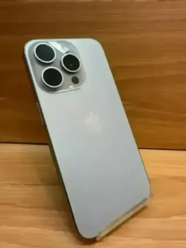 iPhone 15 Pro 128GB Natural 84% / Seminovo / Loja Física na Savassi