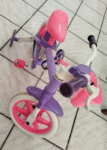 Bicicleta infantil feminina