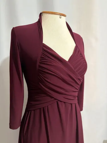 Vestido Feminino Midi Marsala - tamanho G com mangá 3/4