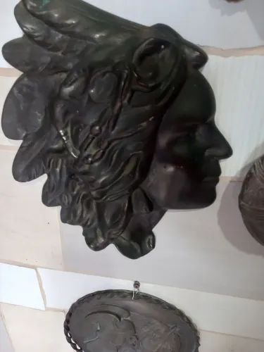 Decoração de bronze