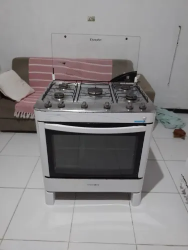 Fogão 5 bocas conservado $ 330,00 reais 