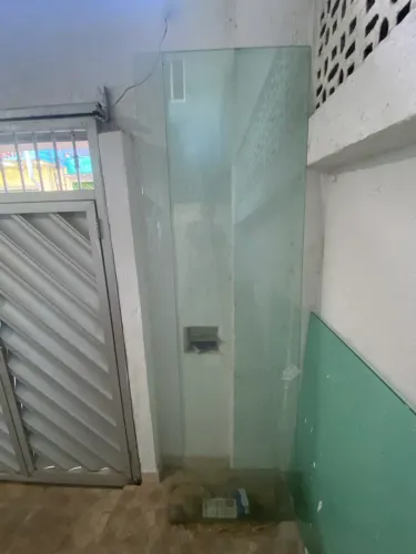 Vendo Vidro Temperado cor Verde Claro